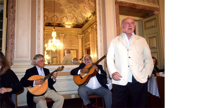 VAMOS AOS FADOS COOPERATIVA MILITAR