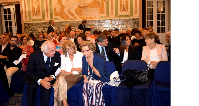 POESIA E CANTO PALACIO FRONTEIRA