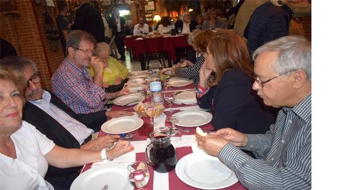 VAMOS AOS FADOS -- ADEGA TIA ROSA