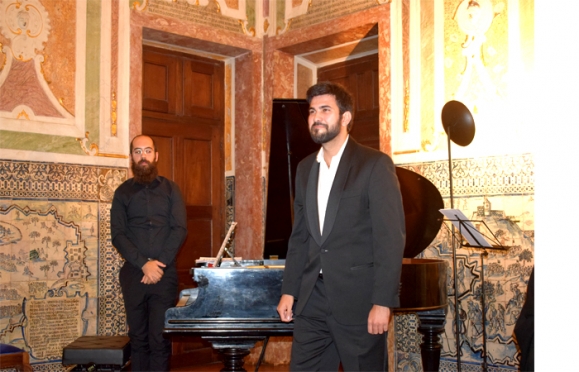 POESIA E CANTO PALACIO FRONTEIRA