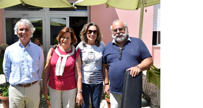 LAR SAGRADA FAMILIA AMADORA