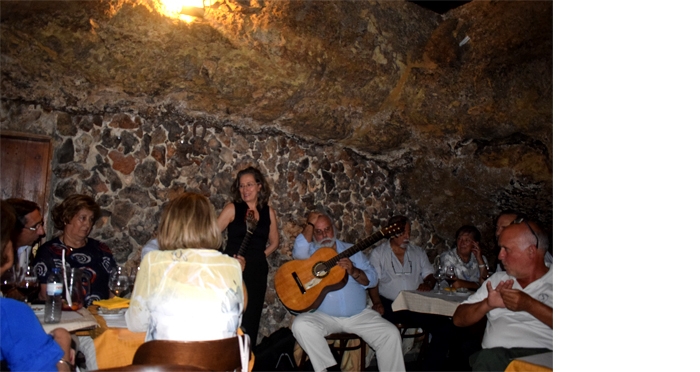 LAR SAGRADA FAMILIA AMADORA