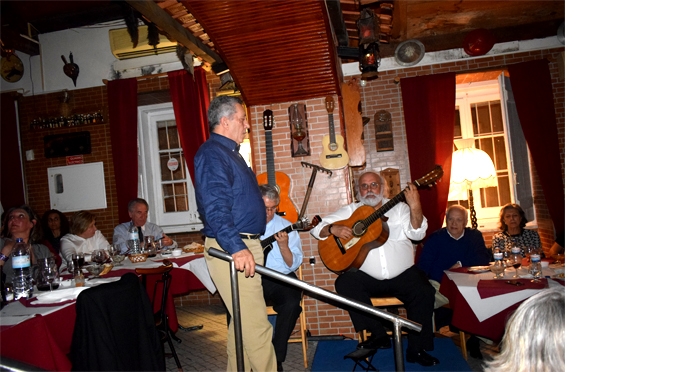 VAMOS AOS FADOS -- ADEGA TIA ROSA