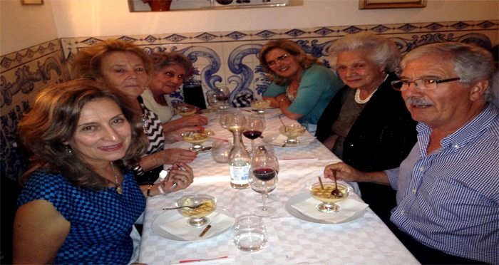 VAMOS AOS FADOS - PARREIRINHA DE ALFAMA